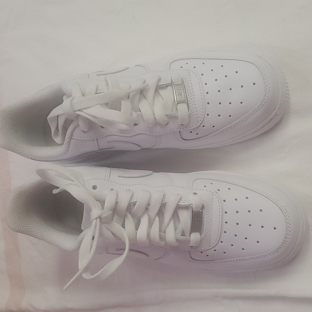New Nike Air Force 1 Men’s size 7